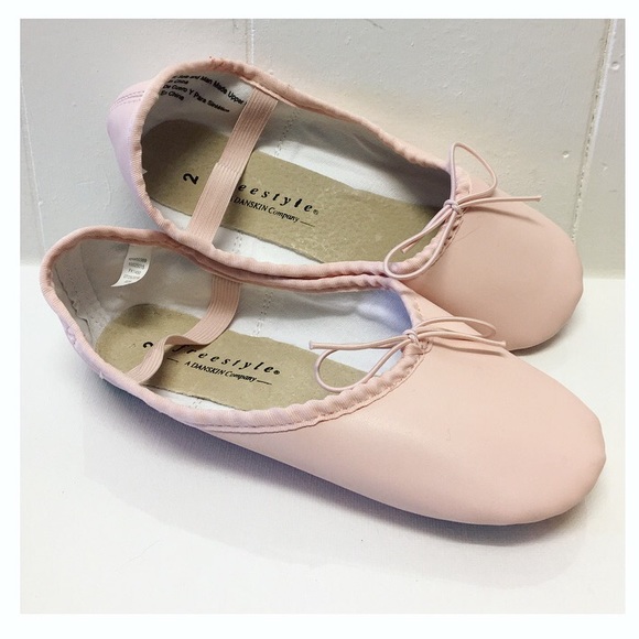 Freestyle Other - Freestyle by Dankskin | NWOT Pink Ballet Flats